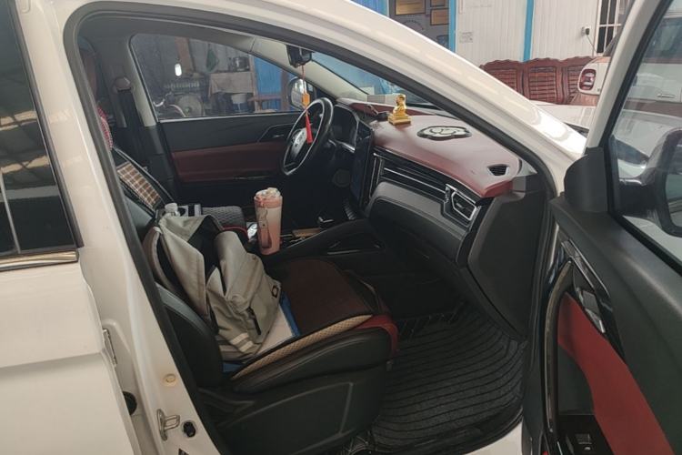 Used FORTHING T5 2018 230T CVT Smart Enjoyment Version Right Front Seat