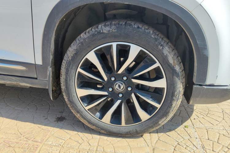 Used FORTHING T5 2018 300T DCT Smart Version Right Front Wheel Hub