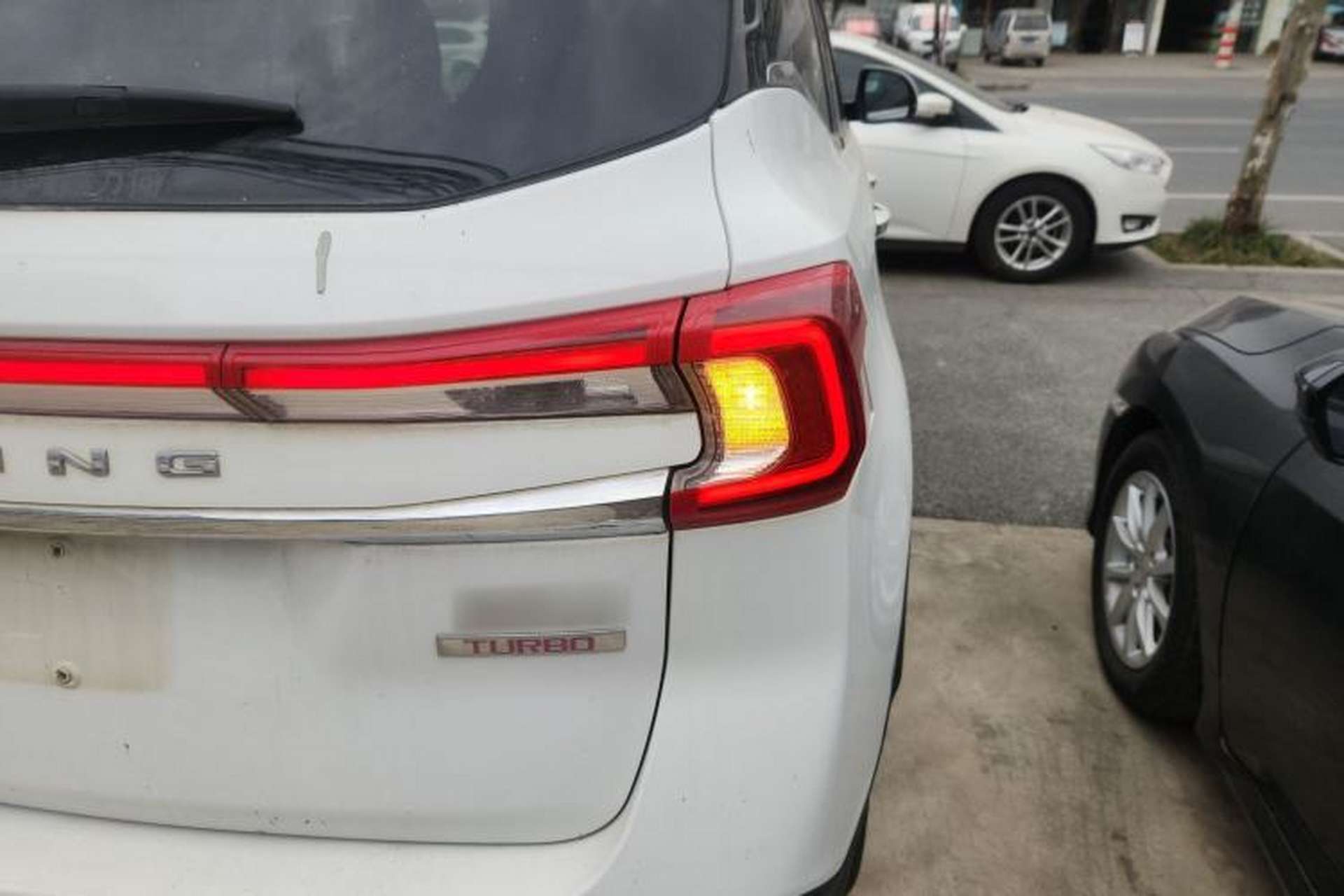 Used FORTHING T5 2018 230T CVT Smart Enjoyment Version Right Rear Taillight