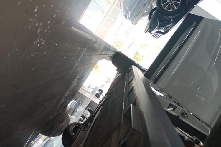 Used FORTHING T5 2018 300T DCT Smart Enjoyment Version Right Side Sill