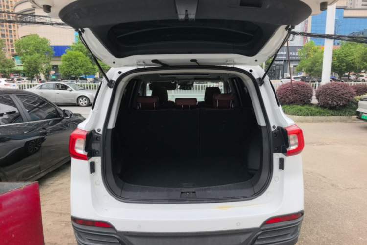 Used FORTHING T5 2018 230T CVT Smart Enjoyment Version Trunk