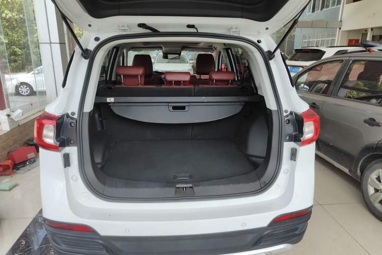Used FORTHING T5 2018 230T CVT Smart Enjoyment Version Trunk