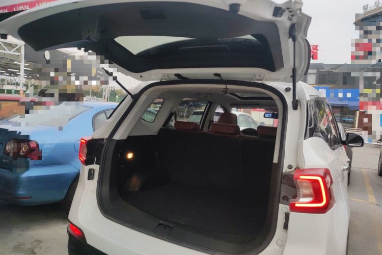 Used FORTHING T5 2018 300T DCT Smart Enjoyment Version Trunk