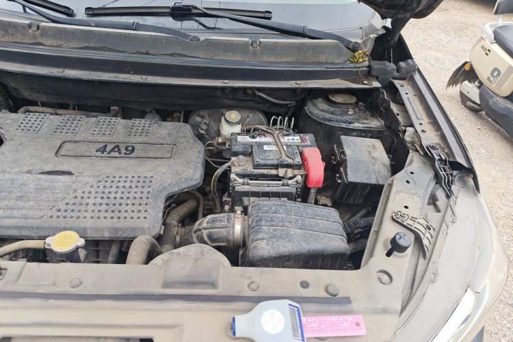 Used FORTHING T5 2020 1.6L Manual Luxury Model China VI Standard Engine Bay Left