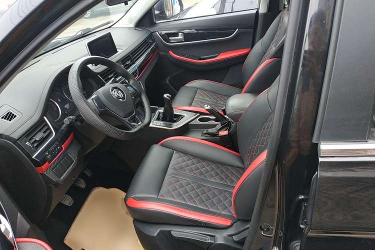 Used FORTHING T5 2020 1.6L Manual Comfort Model China VI Standard Left Front Seat