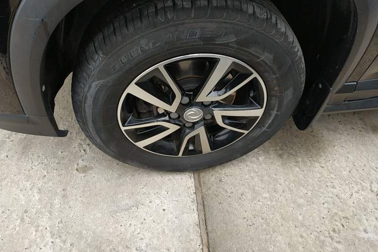 Used FORTHING T5 2020 1.6L Manual Comfort Model China VI Standard Left Front Wheel Hub