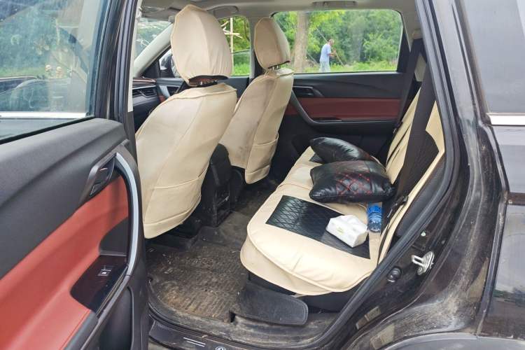Used FORTHING T5 2020 1.6L Manual Luxury Model China VI Standard Left Rear Seat