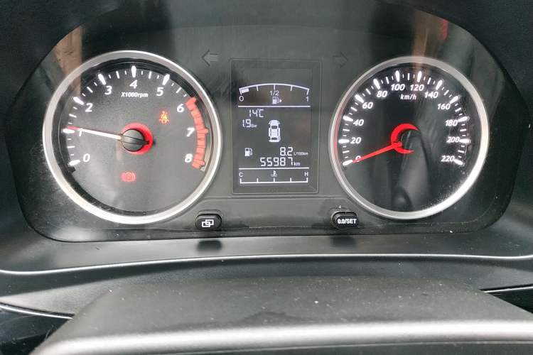 Used FORTHING T5 2020 1.6L Manual Comfort Model China VI Standard Odometer Close Up