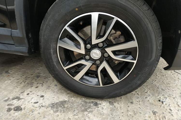 Used FORTHING T5 2020 1.6L Manual Comfort Model China VI Standard Right Front Wheel Hub