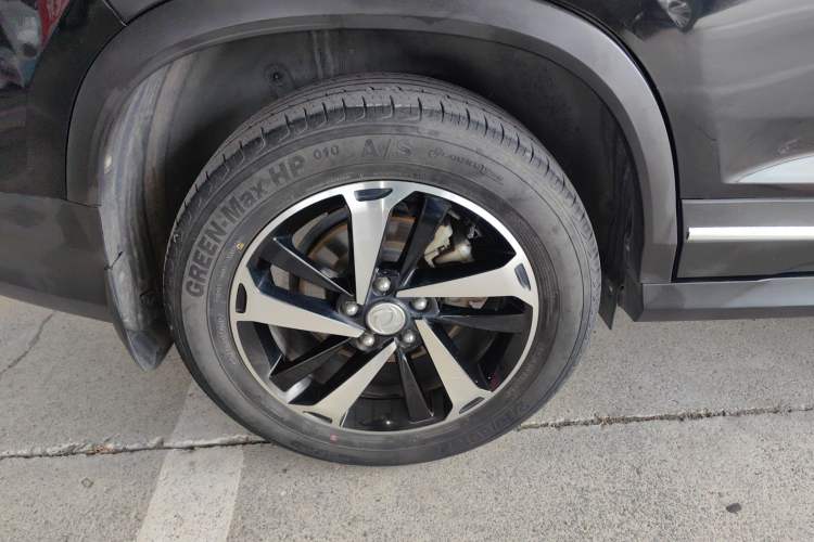 Used FORTHING T5 2020 1.5T Automatic Luxury Model China VI Standard Right Rear Wheel Hub