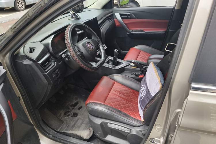 Used FORTHING T5 2020 1.6L Manual Luxury Model China VI Standard Driver Seat