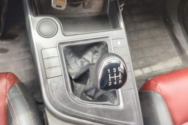 Used FORTHING T5 2020 1.6L Manual Luxury Model China VI Standard Gear Lever