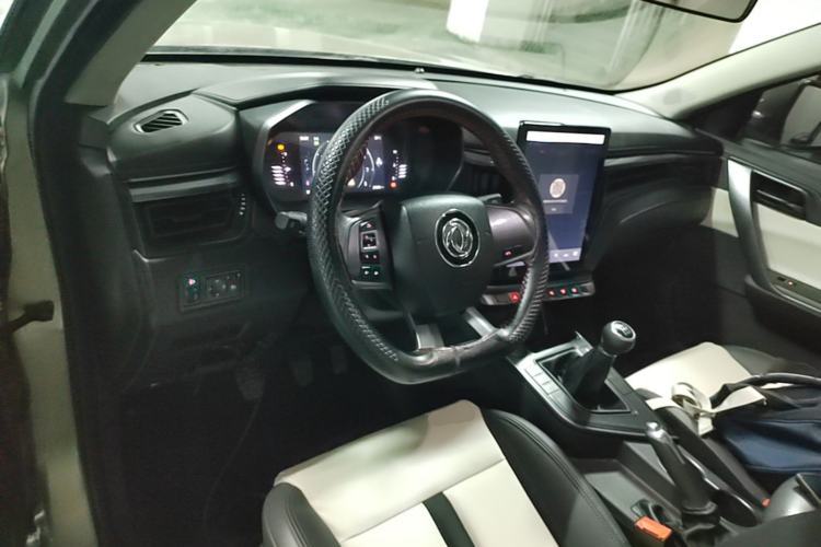 Used FORTHING T5 2020 1.6L Manual Luxury Model China VI Standard Center Console