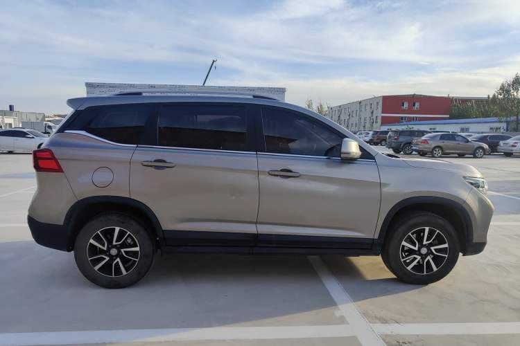 Used FORTHING T5 2020 1.6L Manual Comfort Model China VI Standard Exterior 2