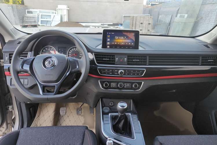 Used FORTHING T5 2020 1.6L Manual Comfort Model China VI Standard Interior 3