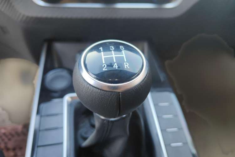 Used FORTHING T5 2020 1.6L Manual Comfort Model China VI Standard Interior 6