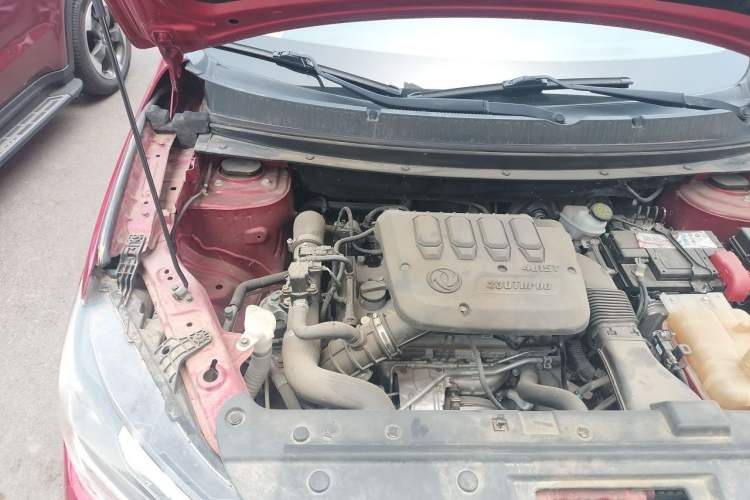 Used FORTHING T5 2020 1.5T Automatic Luxury Model China VI Standard Engine Bay Right