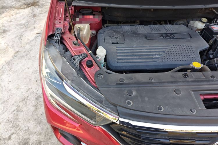 Used FORTHING T5 2020 1.6L Manual Luxury Model China VI Standard Engine Bay Right