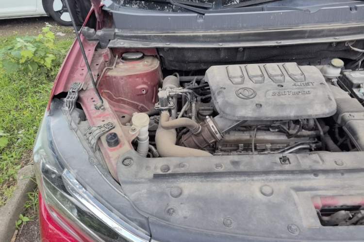 Used FORTHING T5 2020 1.5T Automatic Luxury Model China VI Standard Engine Bay Right