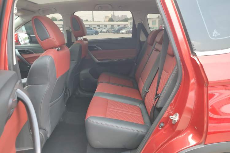 Used FORTHING T5 2020 1.5T Automatic Luxury Model China VI Standard Left Rear Seat