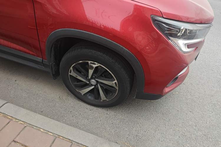 Used FORTHING T5 2020 1.5T Automatic Luxury Model China VI Standard Right Front Wheel Hub