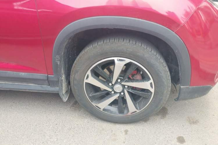Used FORTHING T5 2020 1.5T Automatic Luxury Model China VI Standard Right Front Wheel Hub