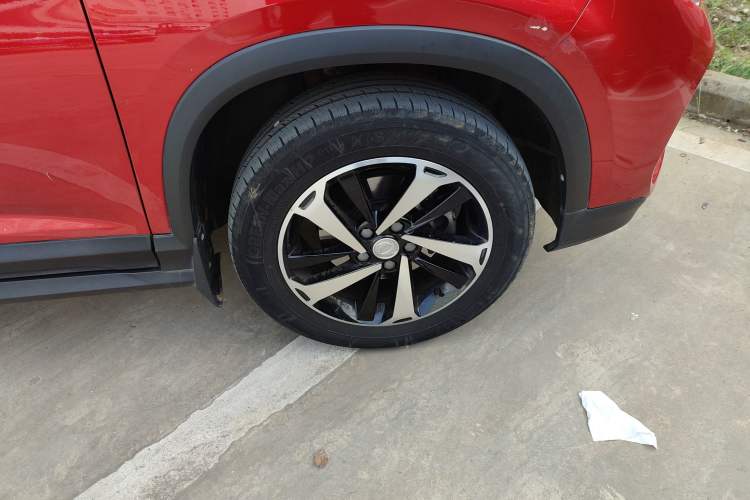 Used FORTHING T5 2020 1.5T Automatic Luxury Model China VI Standard Right Front Wheel Hub