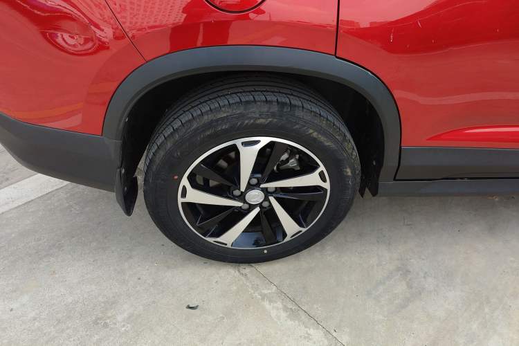 Used FORTHING T5 2020 1.5T Automatic Luxury Model China VI Standard Right Rear Wheel Hub