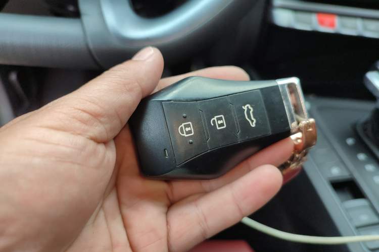 Used FORTHING T5 2020 1.5T Automatic Luxury Model China VI Standard Vehicle Key