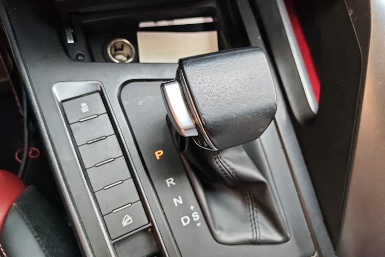 Used FORTHING T5 2020 1.5T Automatic Prestige Model China VI Gear Lever