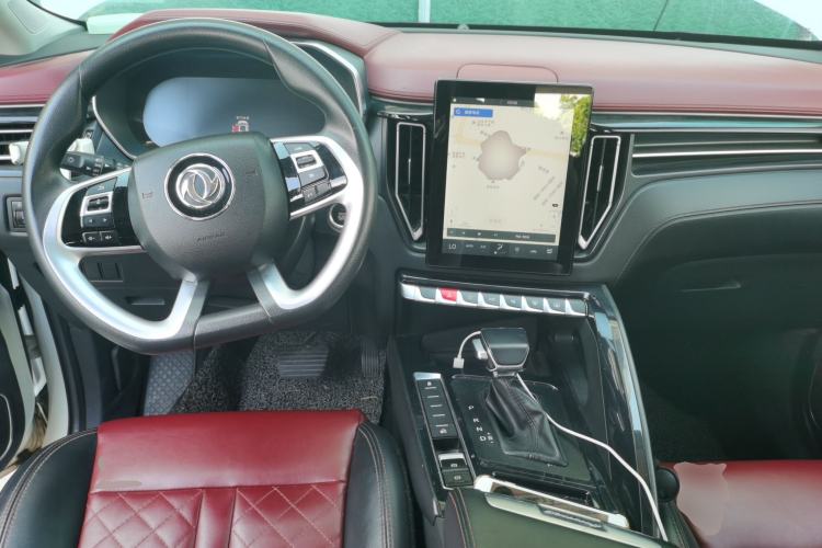 Used FORTHING T5 2020 1.5T Automatic Luxury Model China VI Standard Center Console