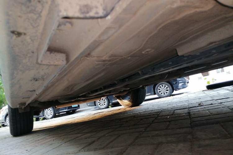 Used FORTHING T5 2020 1.6L Manual Luxury Model China VI Standard Chassis Front Right