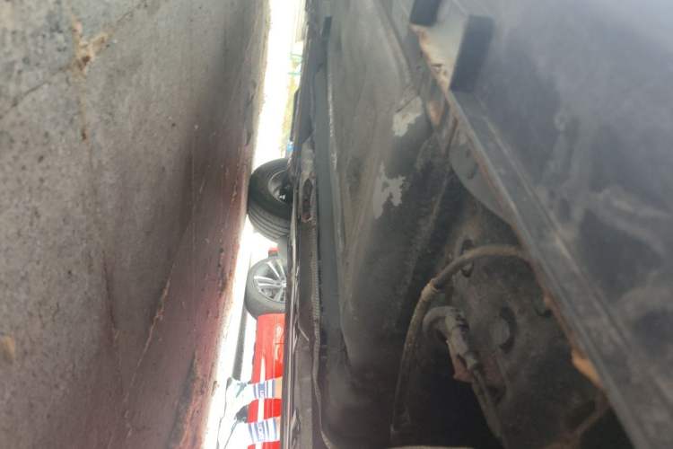Used FORTHING T5 2020 1.6L Manual Comfort Model China VI Standard Chassis Rear Left