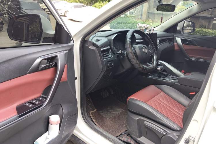 Used FORTHING T5 2020 1.5T Automatic Luxury Model China VI Standard Driver Seat