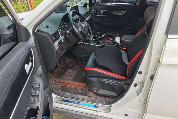 Used FORTHING T5 2020 1.6L Manual Luxury Model China VI Standard Driver Seat