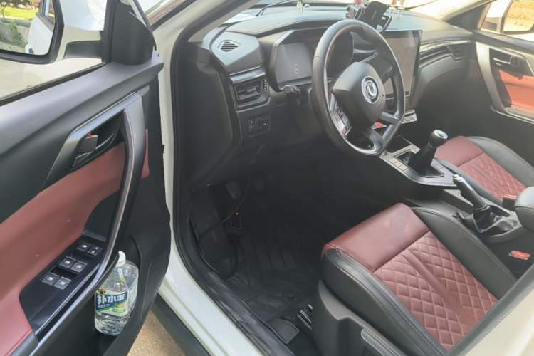 Used FORTHING T5 2020 1.6L Manual Luxury Model China VI Standard Driver Seat