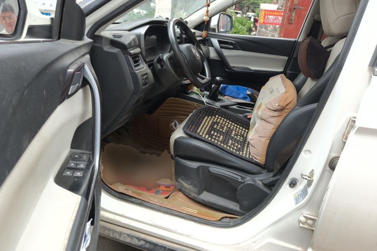 Used FORTHING T5 2020 1.6L Manual Luxury Model China VI Standard Driver Seat