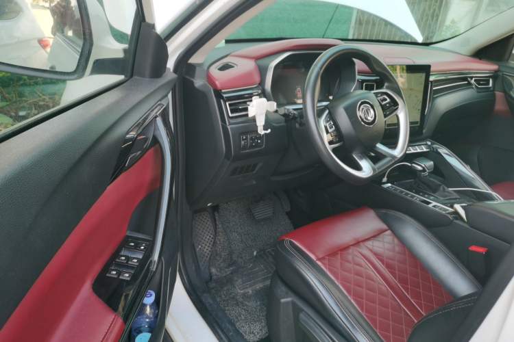 Used FORTHING T5 2020 1.5T Automatic Luxury Model China VI Standard Driver Seat