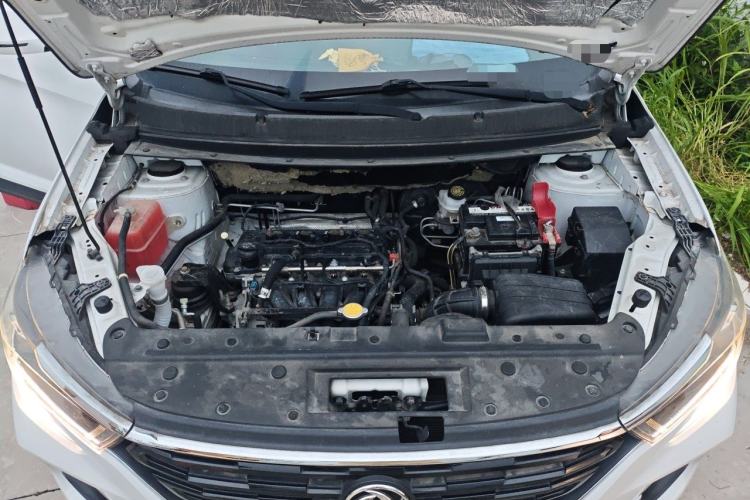 Used FORTHING T5 2020 1.6L Manual Comfort Model China VI Standard Engine Bay