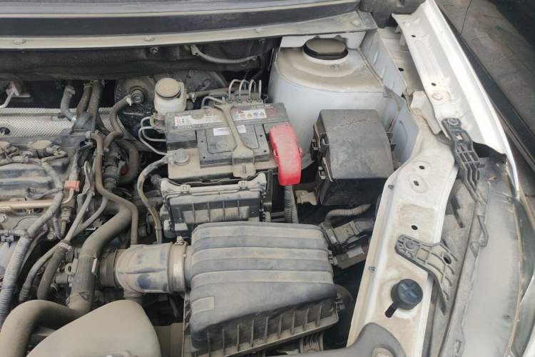Used FORTHING T5 2020 1.6L Manual Comfort Model China VI Standard Engine Bay Left