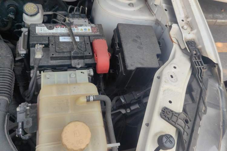 Used FORTHING T5 2020 1.5T Automatic Luxury Model China VI Standard Engine Bay Left
