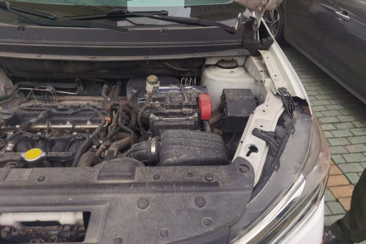 Used FORTHING T5 2020 1.6L Manual Luxury Model China VI Standard Engine Bay Left