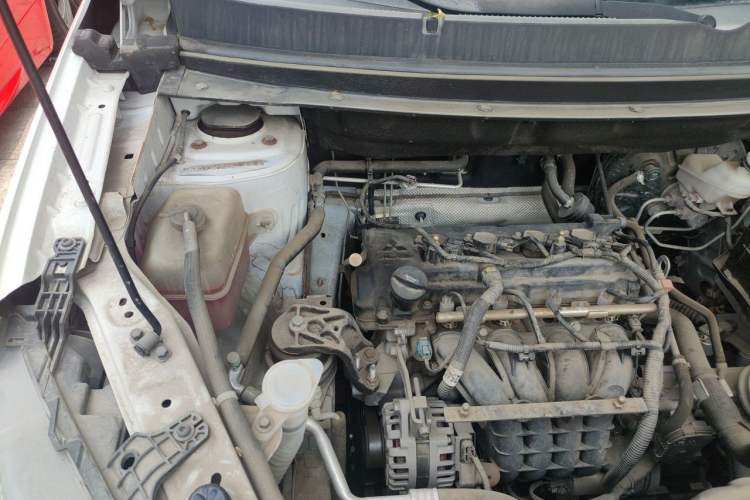 Used FORTHING T5 2020 1.6L Manual Comfort Model China VI Standard Engine Bay Right