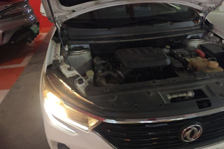 Used FORTHING T5 2020 1.5T Automatic Luxury Model China VI Standard Engine Bay Right