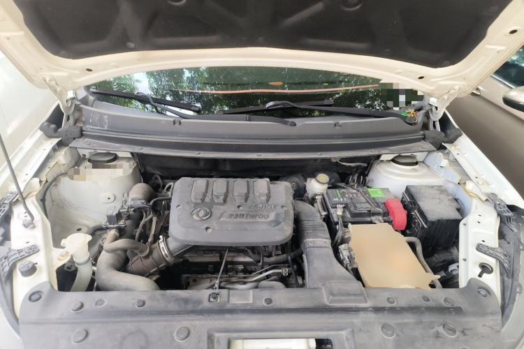 Used FORTHING T5 2020 1.5T Automatic Luxury Model China VI Standard Engine Bay