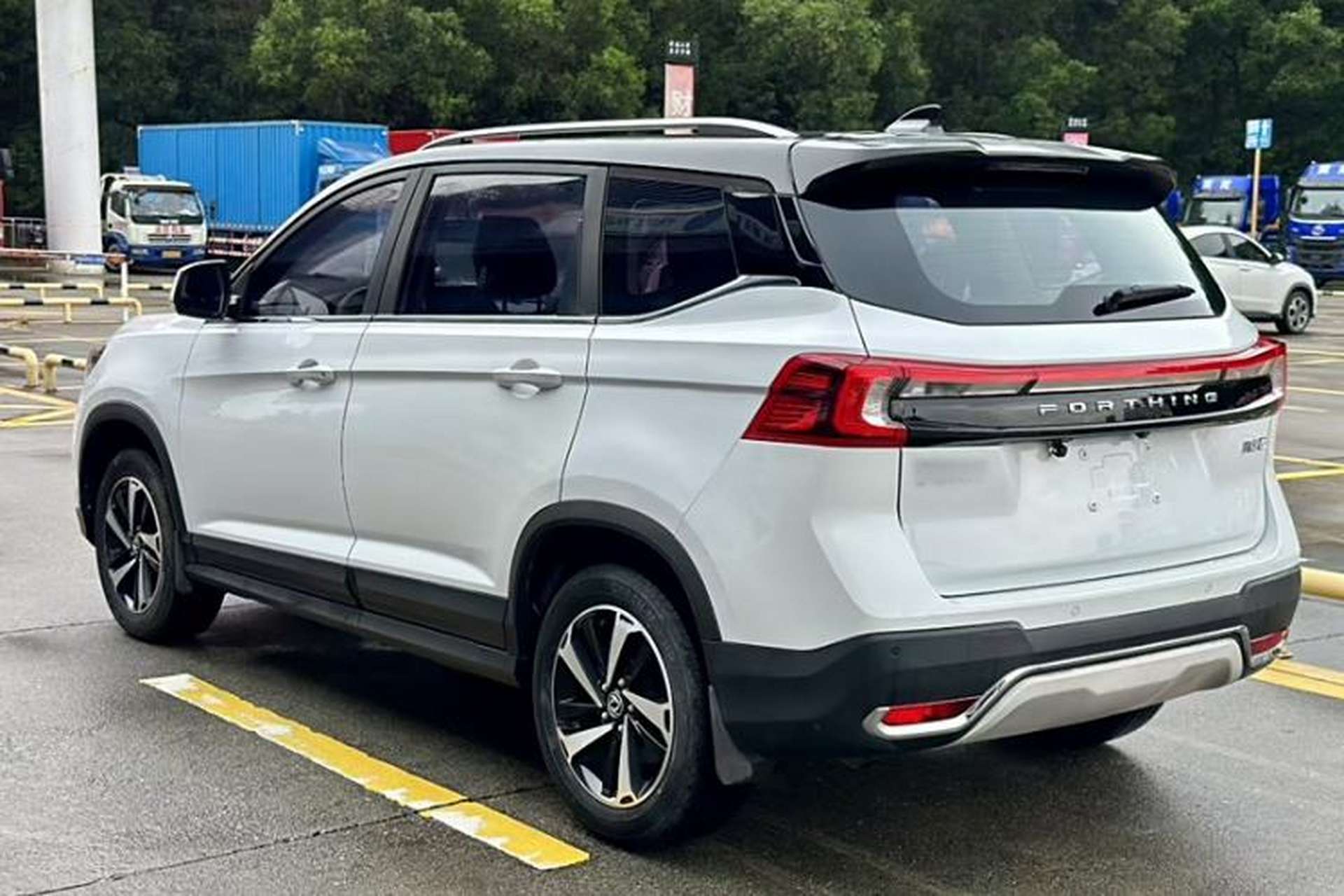 Used FORTHING T5 2020 1.6L Manual Comfort Model China VI Standard Exterior 3