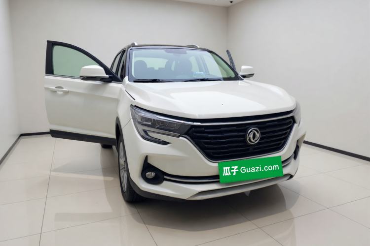 Used FORTHING T5 2020 Revised 1.5T Automatic Luxury Version China VI Standard Front Right 45 Deg