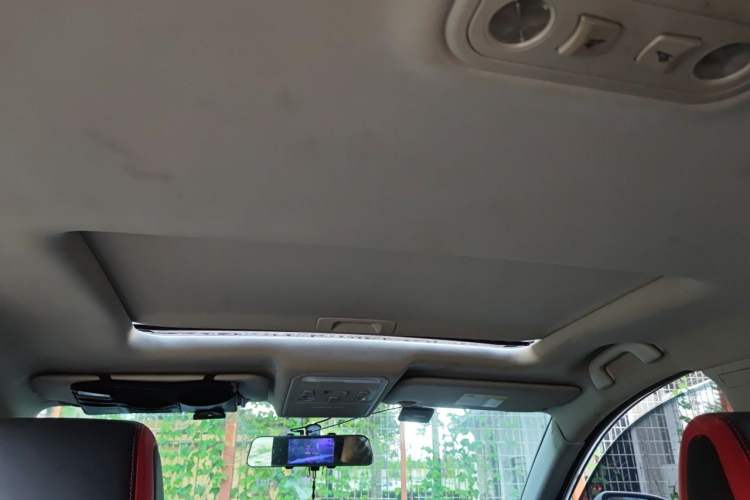 Used FORTHING T5 2020 1.6L Manual Luxury Model China VI Standard Headliner