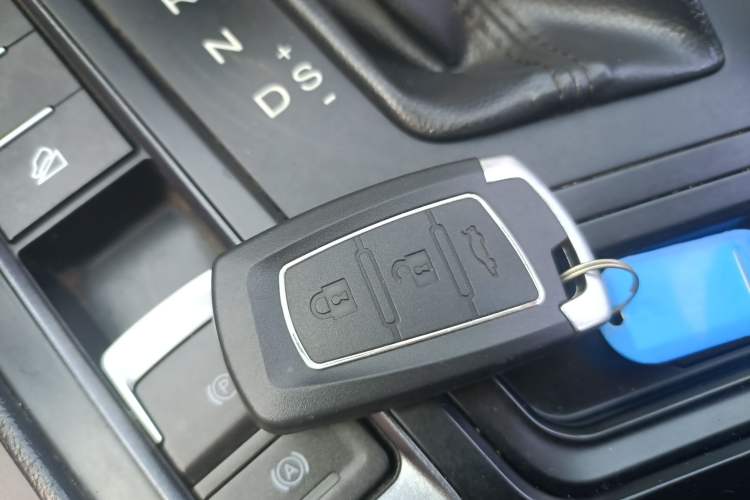Used FORTHING T5 2020 1.5T Automatic Luxury Model China VI Standard Interior 1