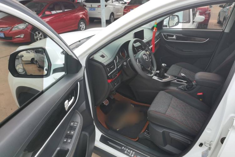 Used FORTHING T5 2020 1.6L Manual Comfort Model China VI Standard Interior 2